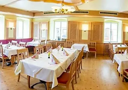 Hotel Zur Post 4*